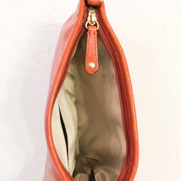 EUC Coach Orange Convertible Clutch - Picture 3 of 3